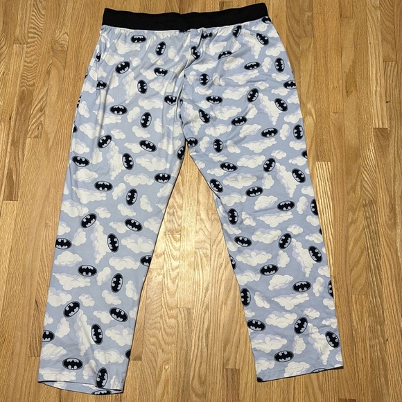 Batman Super Soft Pajama Wide Leg Pants - Picture 6 of 6